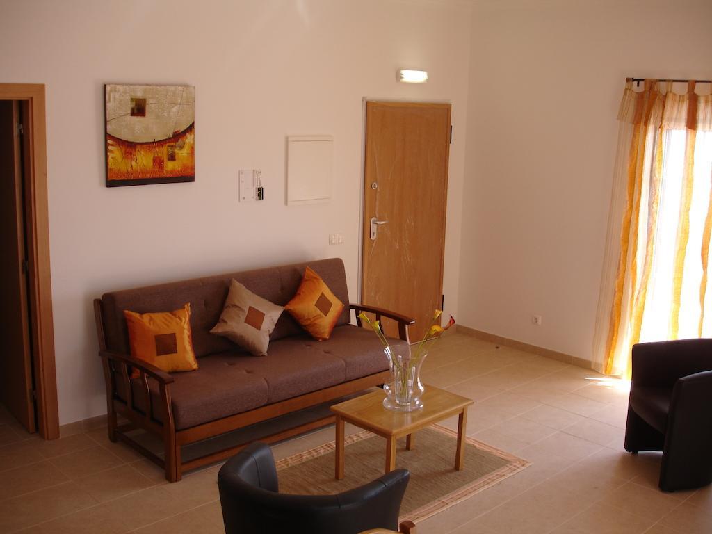 Apartamentos Atlantico By Oa Albufeira Room photo